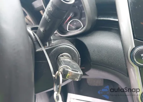 2015 Chevrolet Malibu 1Lz z USA, uszkodzony, nr VIN 1G11F5SL0FF172714